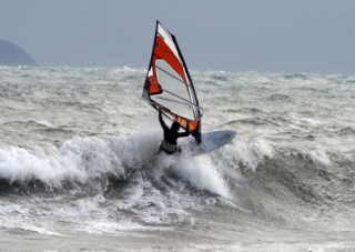  Windsurfen in Bormes les Mimosas entdecken 